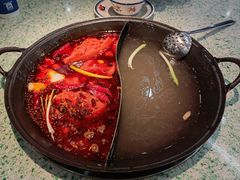 -鸿姐老火锅(疁城新天地店)
