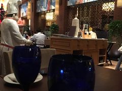 -香格里拉鱼跃地中海西餐厅·牛排披萨