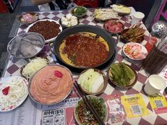 -赵美丽·重庆社区火锅·直营店(火车东站·中豪国际店)