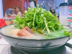 豚骨上汤小锅米线-肥汁米蘭香港米线(长宁来福士店)