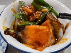 -小火炕铁锅炖鱼