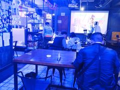 -Mx.cocktail bar