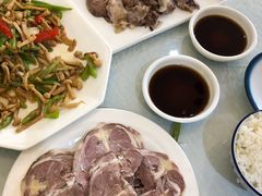 -小叶手抓·非遗·清真食品(治平路店)