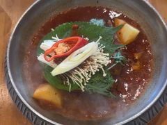 -喇喇排骨火锅·传统韩式脊骨汤(望京西园总店)