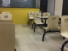-江三王记牛杂馆(总店)