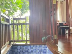 -三亚亚龙湾人间天堂鸟巢度假村
