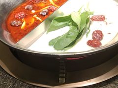 -湊湊火锅·茶憩(打浦桥日月光店)