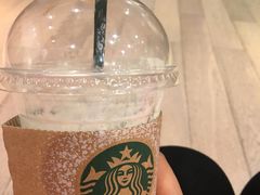-星巴克臻选(莘庄仲盛店)