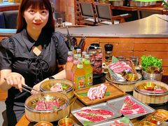 -何发发和牛烧肉·鳗鱼榴莲放题自助(乐峰广场店)