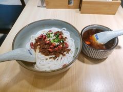 -俏凤凰(美林M·LIVE天地东座店)