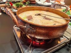 -新天明砂锅鱼头煲