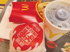 -麦当劳(怡景店)
