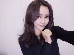 点击看大图 王杰-简法造型·品牌形象店