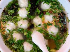 鱼丸汤-老滕家过桥米线(金鱼胡同店)