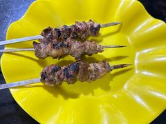 -烤肉小伙烤肉店