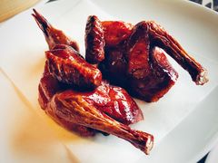 脆皮乳鸽-新荣记(BFC外滩金融中心店)