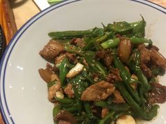 -钟掌勺忘不了地道湘菜(新天地假日广场店)