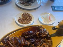 -八府香鸭·啫啫煲(华山路店)