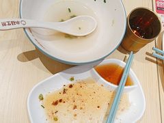 -小杨生煎(浦江欢乐颂店)