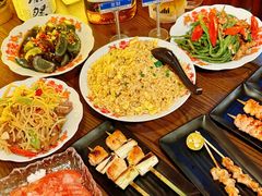 -人间半杯·小酒馆创意菜(三里屯店)