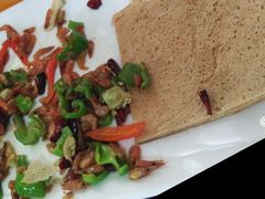-鲁南仔·滕州炒鸡(经三路店)