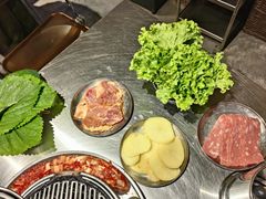 -猪掌柜韩国烤肉(六折店)