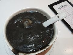 芝麻糊-糖水佬甜品(深水埗店)