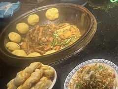 -鱼窝棚柴火铁锅炖(富山屯店)