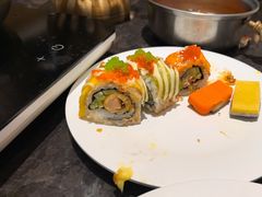 -川骄海鲜自助(王府井奥莱UP TOWN店原世界之花店)