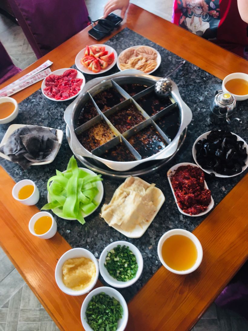 "福满家"火锅,开心的午餐体验!