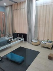 -一伽瑜伽·普拉提