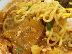 -百品聚旋转火锅(万德庄店)