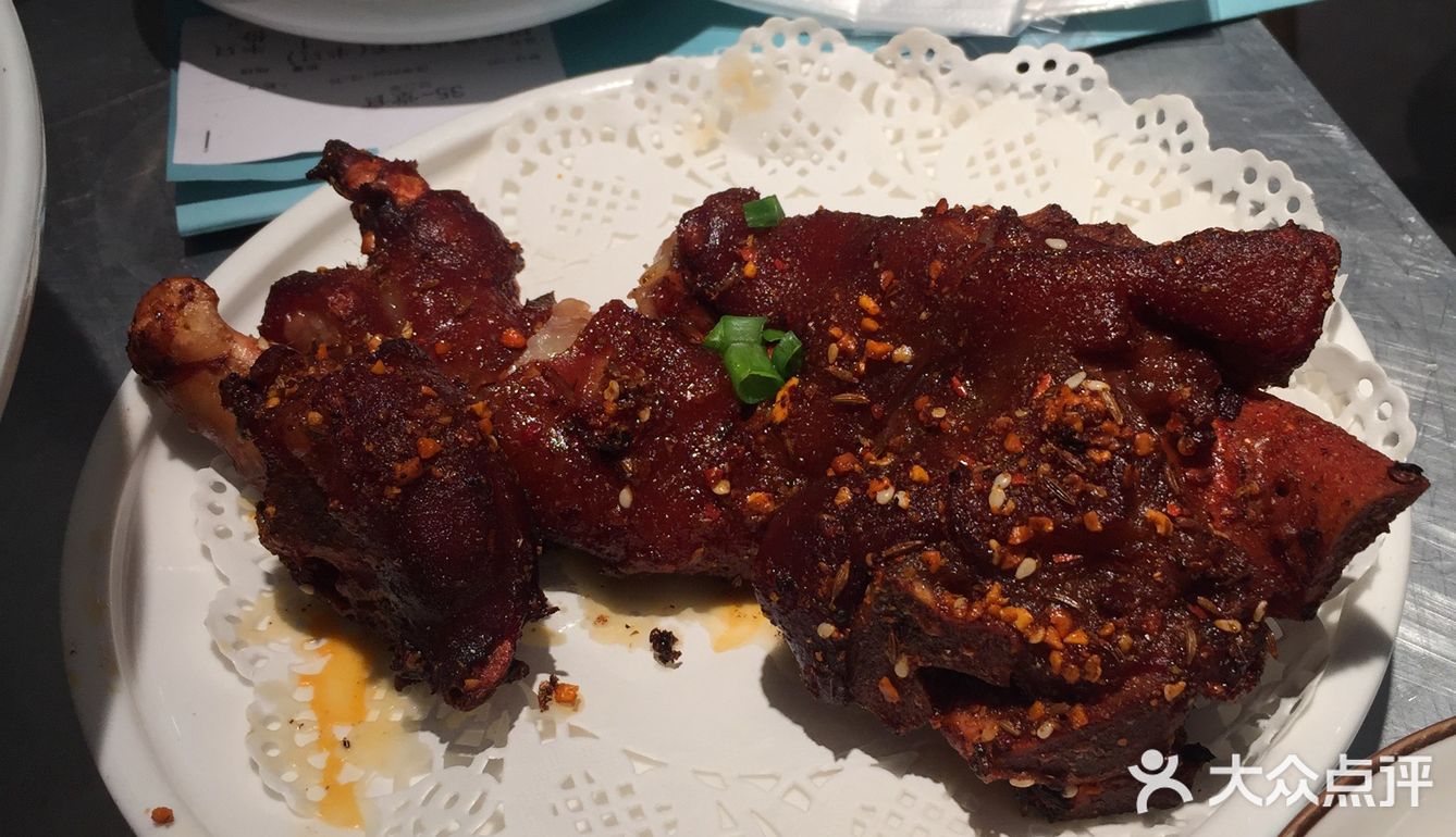 当然是选它，选它。不得不说