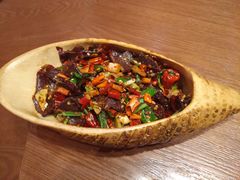 -老滇山寨•云南特色菜•地方菜•民族风情歌舞表演(金碧店)