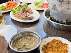 -韩风烤牛肉冷面店