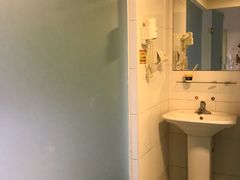 -7天酒店(广州动物园黄花岗地铁站店)