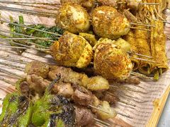 -老广烧烤(骆驼山康馨园店)