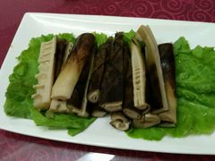 -李连贵酒家熏肉大饼(昆明街店)