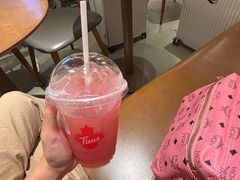 -Tims天好咖啡·贝果(成都东站捷枫店)
