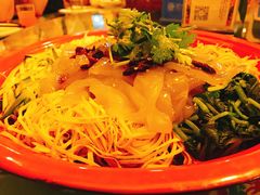 -闯关东东北农家菜(崂山石老人店)