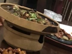小鸡炖蘑菇-可达酒店