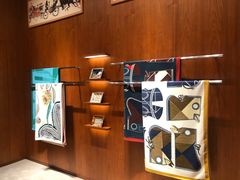 -HERMES(万象城店)