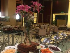 自助取餐区-昆明南亚风情园豪生大酒店-泰式国际海鲜自助餐厅