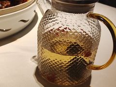 -八府香鸭·啫啫煲(华山路店)