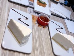 -必胜客(证大大拇指店)