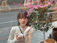 -Moses写字咖啡