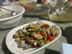 葱姜炒花甲-四川小胡子海鲜(丁村万人海鲜广场店)