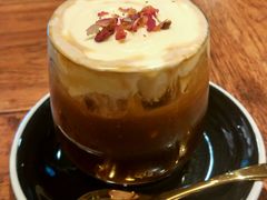 奶油玫瑰咖啡-麦隆咖啡Mellower Coffee(弘基时尚生活中心店)