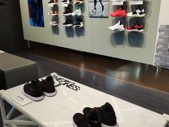 -Air Jordan(世贸天阶店)