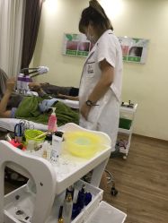 -苗方清颜痘肌研究所